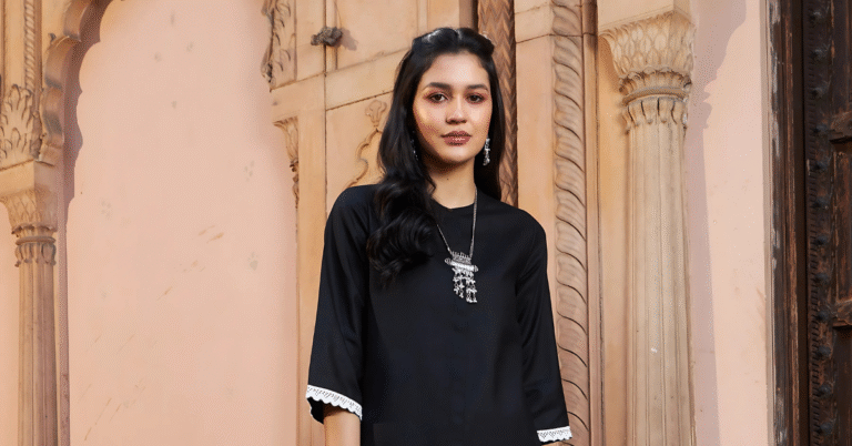 Pakistani kurtas