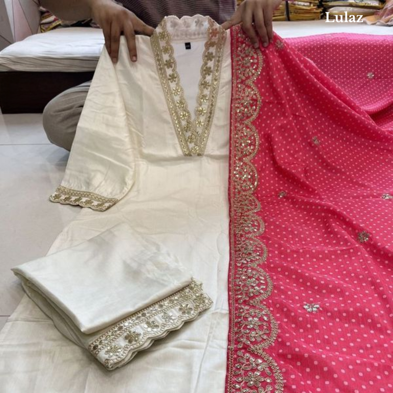 Designer Heavy Rose Gold Embroidered Set - Image 2
