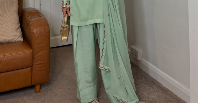 What Is Farsi Salwar and Why Girlies Are Obsessed With It Right Now?